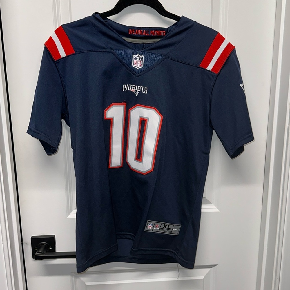 New England Patriots Mac Jones #10 Jersey